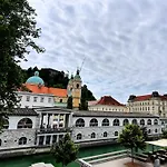 Гостьовий будинок Petkovsek And